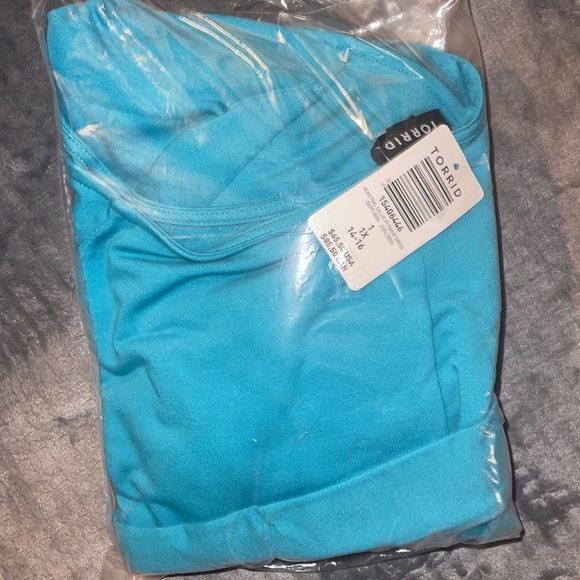 NEW TORRID OFF-SHOULDER T-SHIRT WRAP DRESS - FRENCH TERRY TEAL - Picture 5 of 6